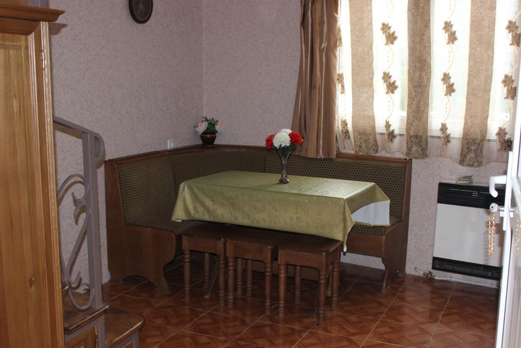 Guest House Borjomi Star Oda fotoğraf